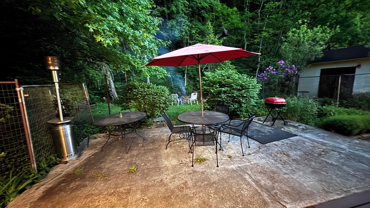 Photo of Outdoor in White Oak