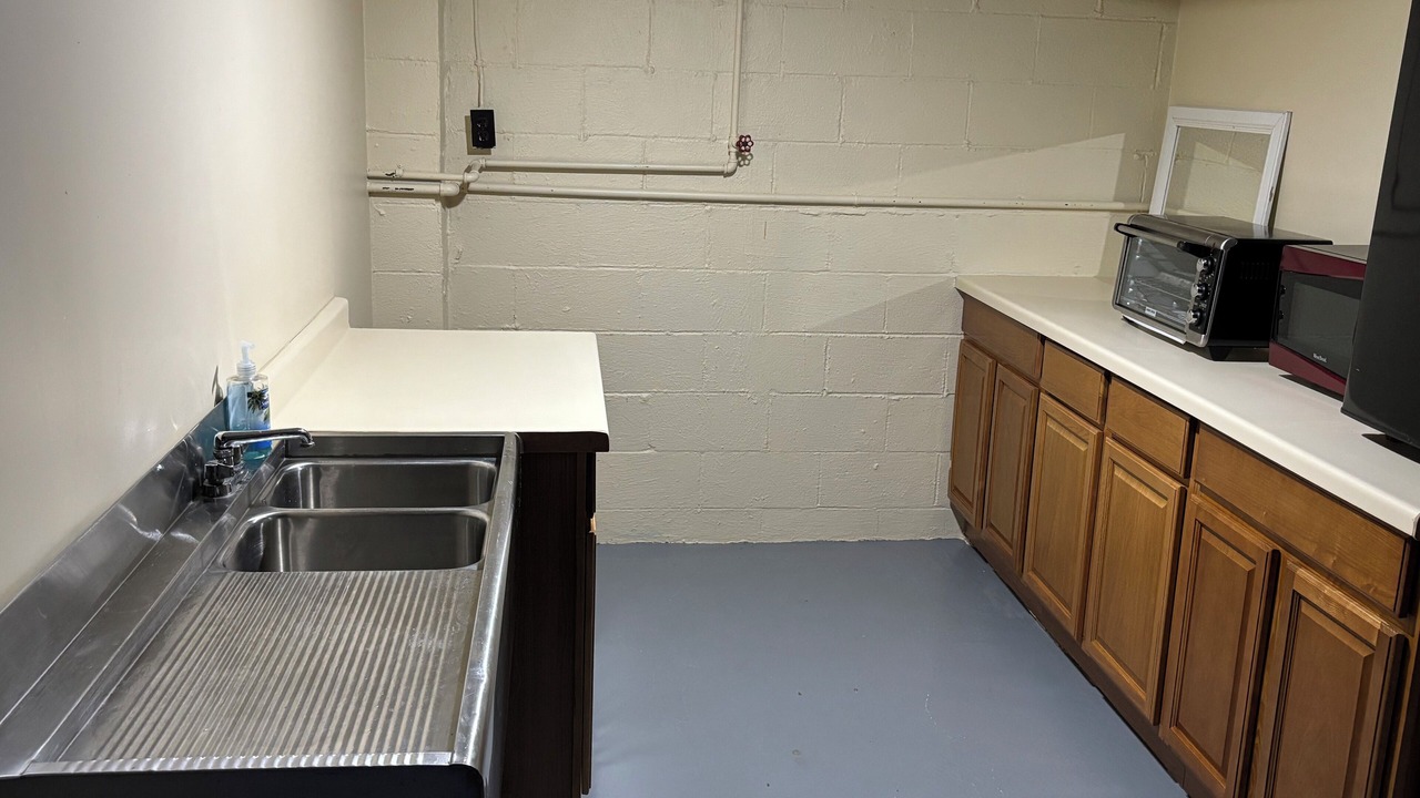 Photo of Kitchen in White Oak