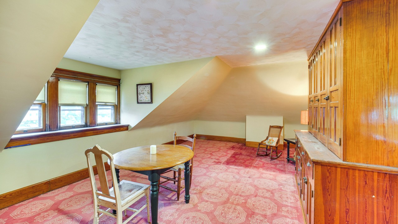 Photo of Bedroom in Erie