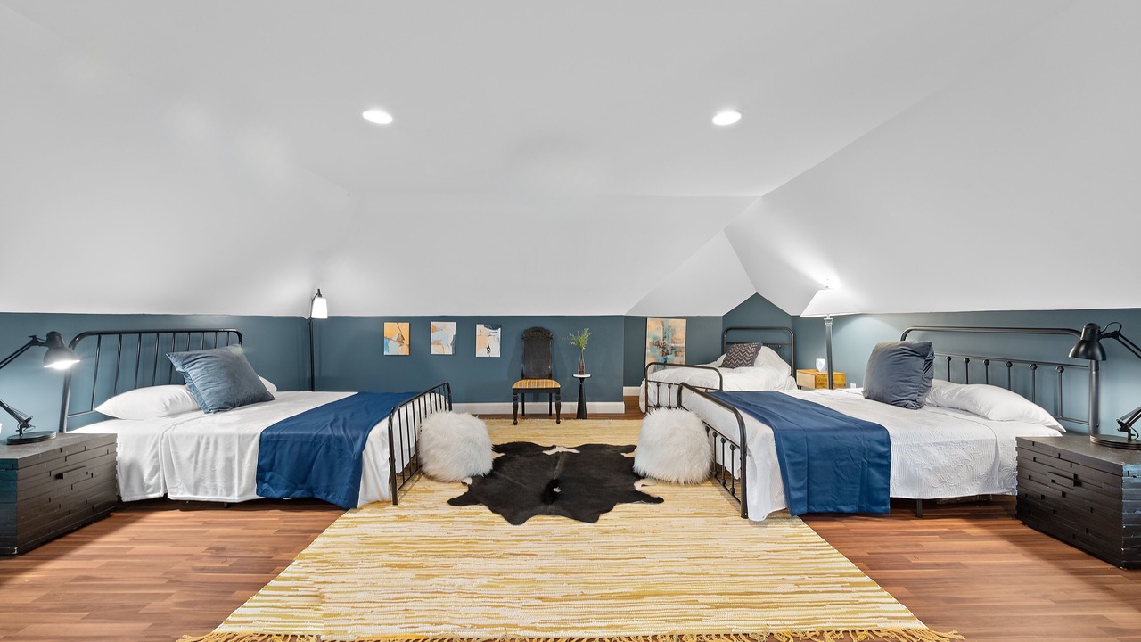 Photo of Bedroom in Oakland