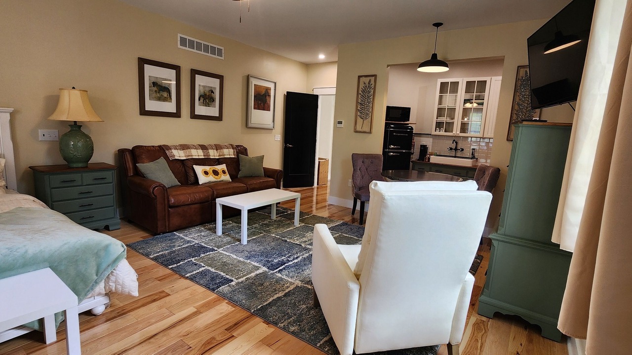 Photo of Bedroom in Newark