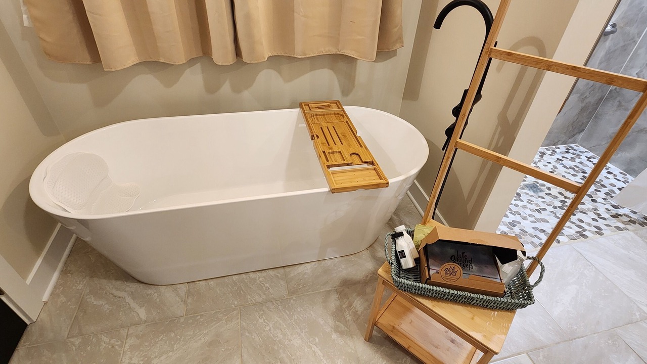 Photo of Bathroom in Newark