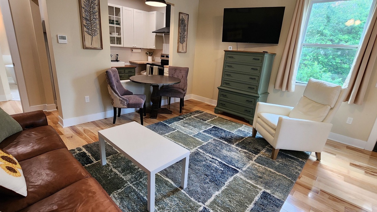 Photo of Livingroom in Newark