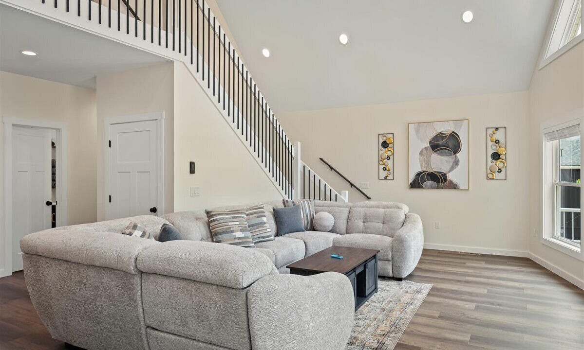 Photo of Livingroom in Lake Harmony Estates