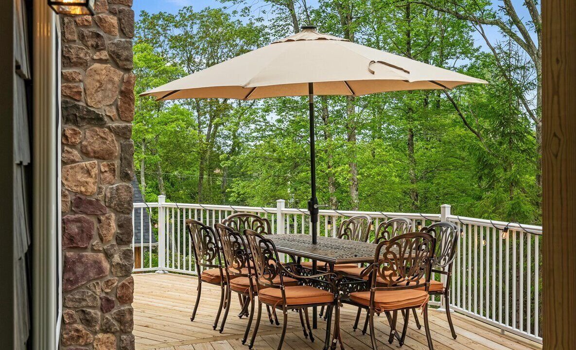 Photo of Outdoor in Lake Harmony Estates