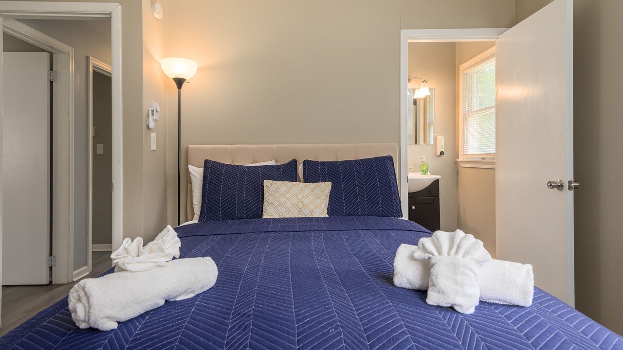 Photo of Bedroom in Long Pond