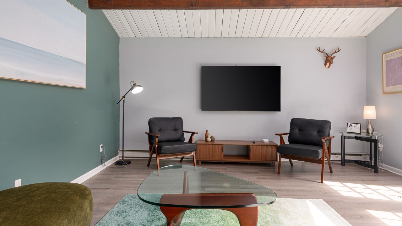 Photo of Livingroom in Long Pond