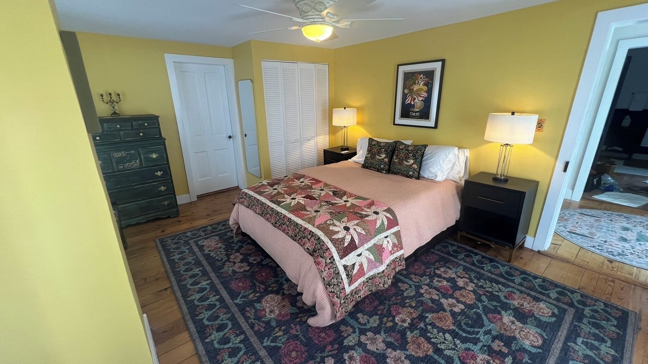 Photo of Bedroom in Berkeley Springs