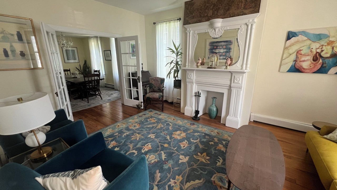 Photo of Livingroom in Berkeley Springs