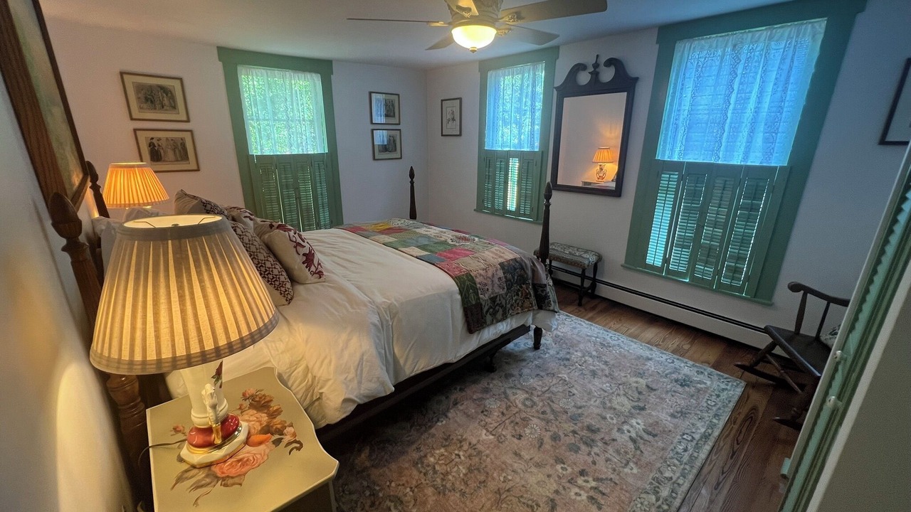 Photo of Bedroom in Berkeley Springs