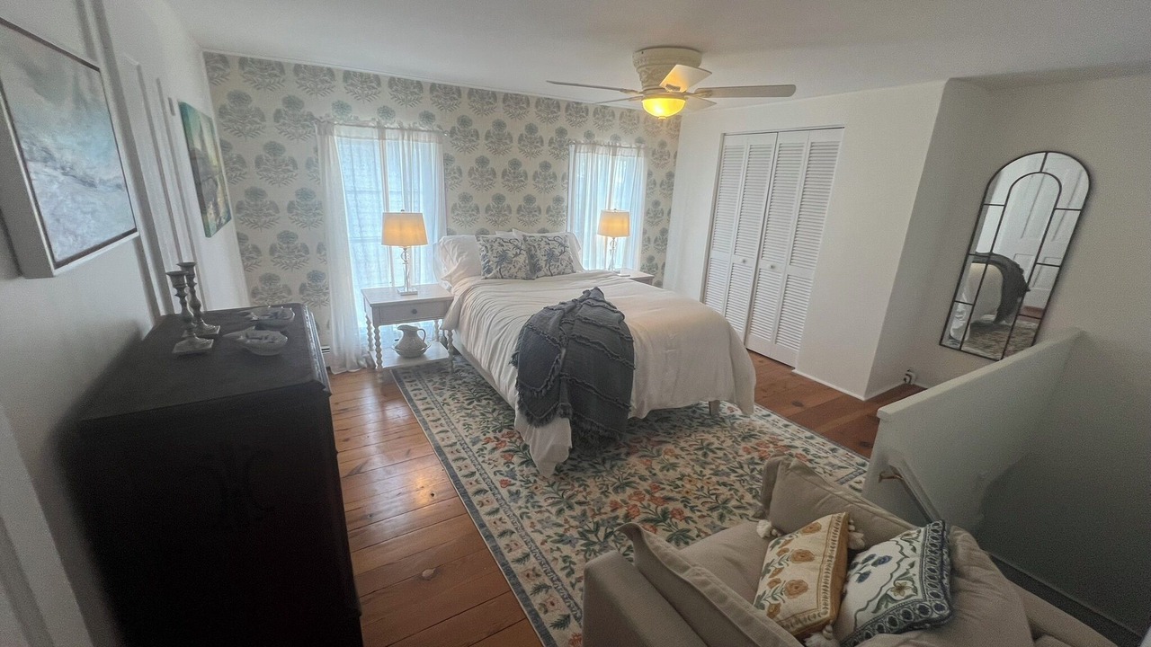 Photo of Bedroom in Berkeley Springs