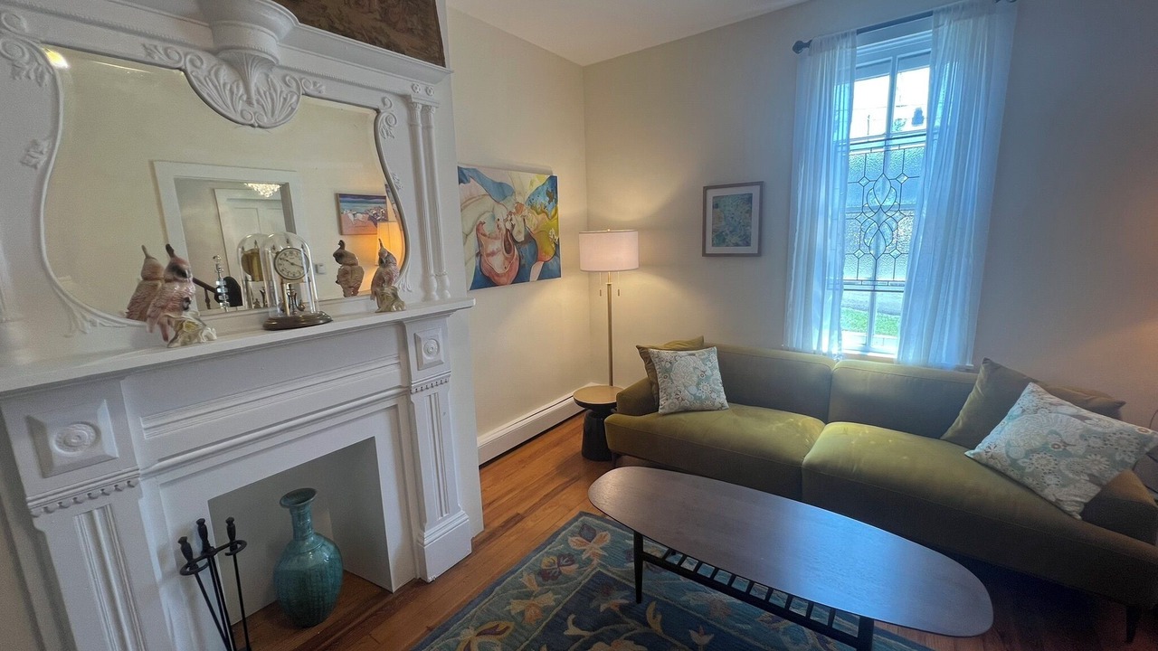 Photo of Livingroom in Berkeley Springs