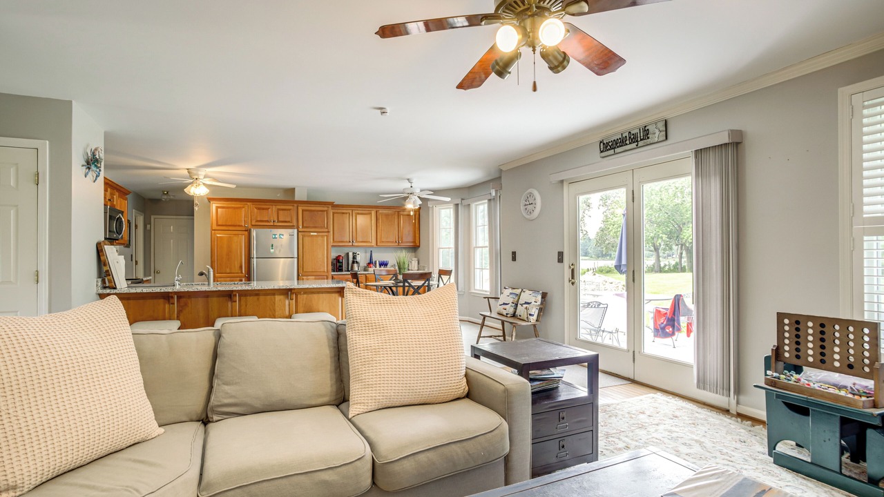 Photo of Livingroom in St. Michaels