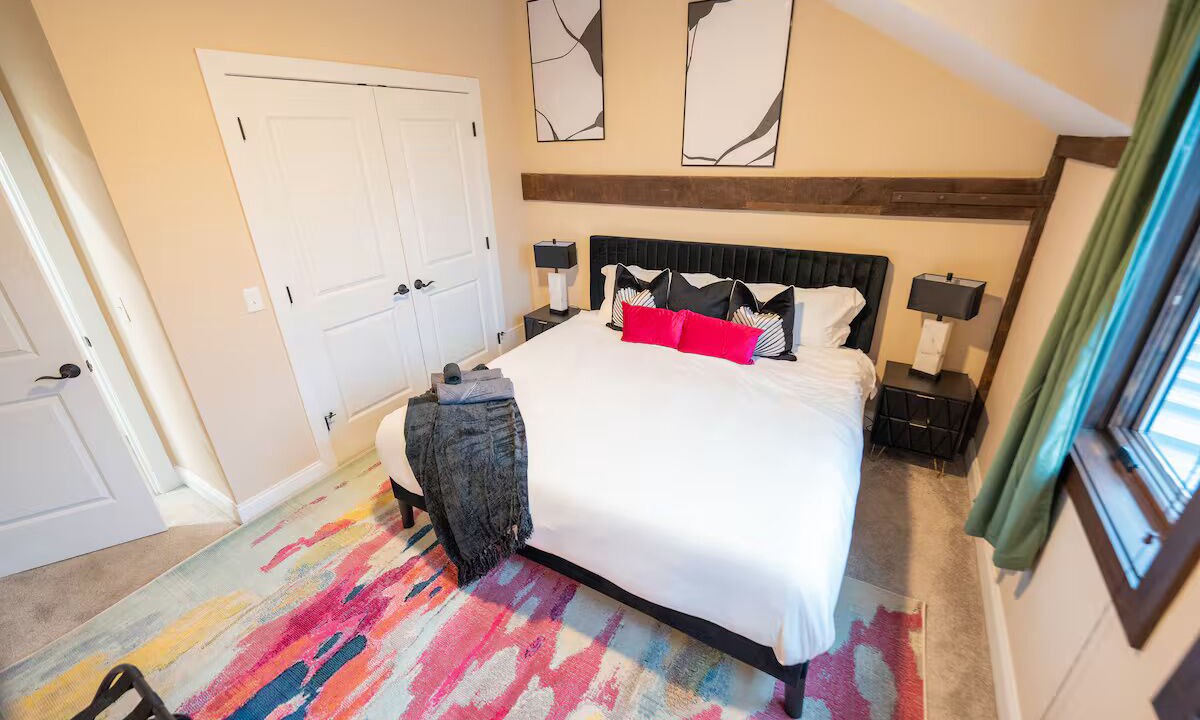 Photo of Bedroom in Warrendale