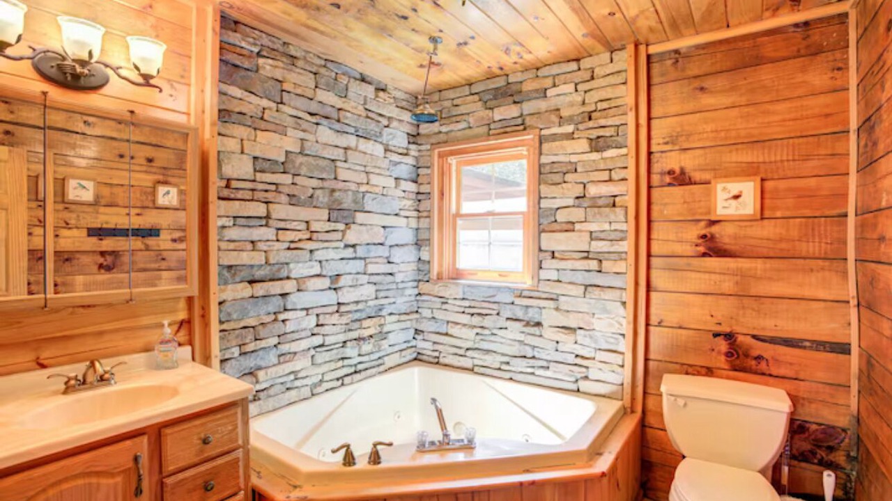 Photo of Bathroom in White Haven