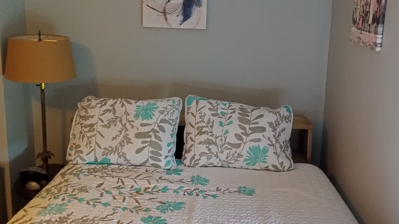 Photo of Bedroom in Penn Hills