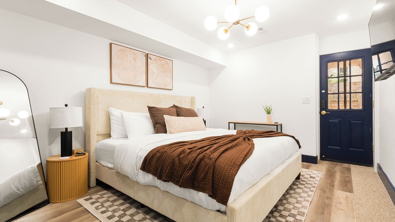 Photo of Bedroom in McGinley Square