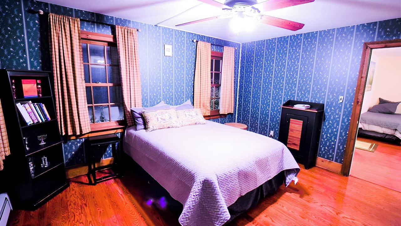 Photo of Bedroom in Glen Spey