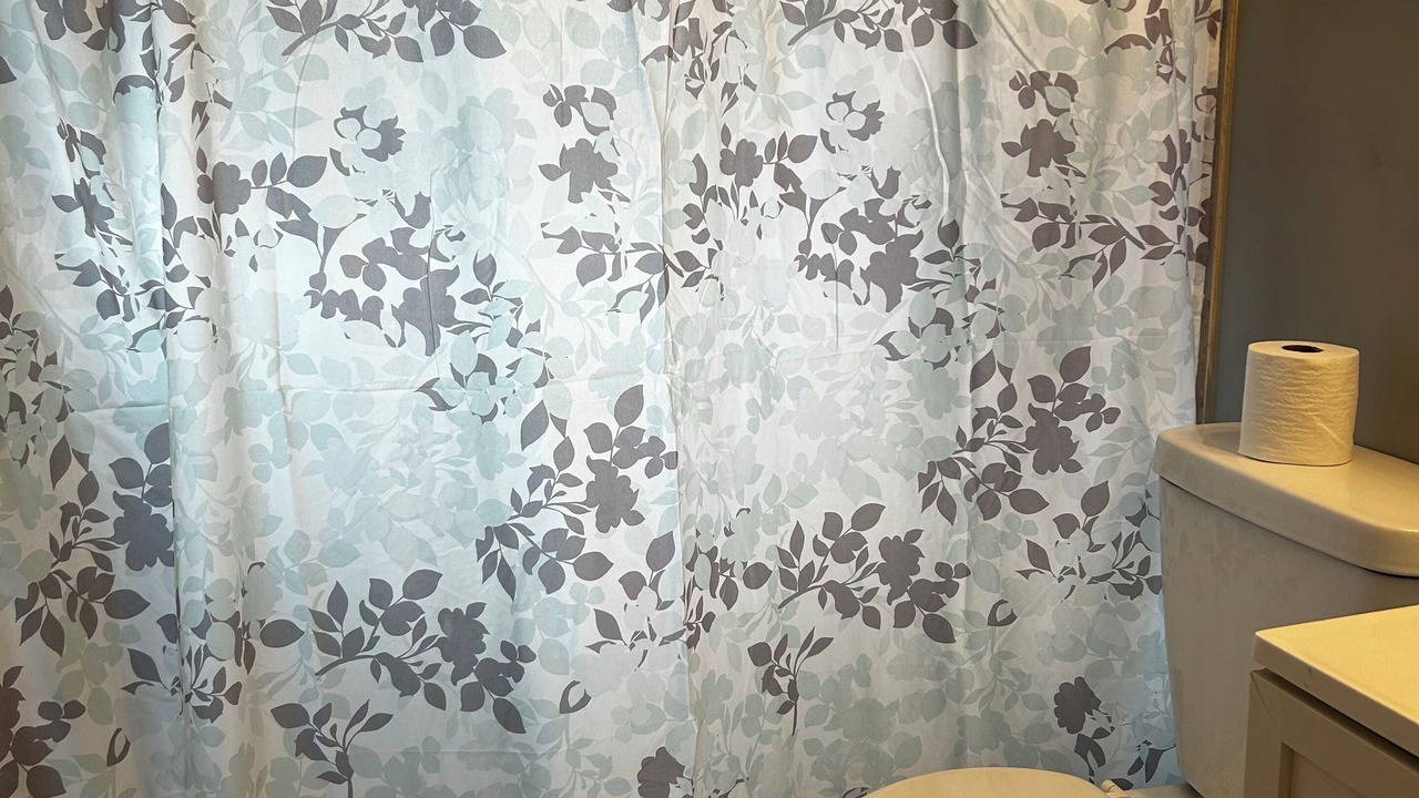 Photo of Bathroom in Beach Haven West