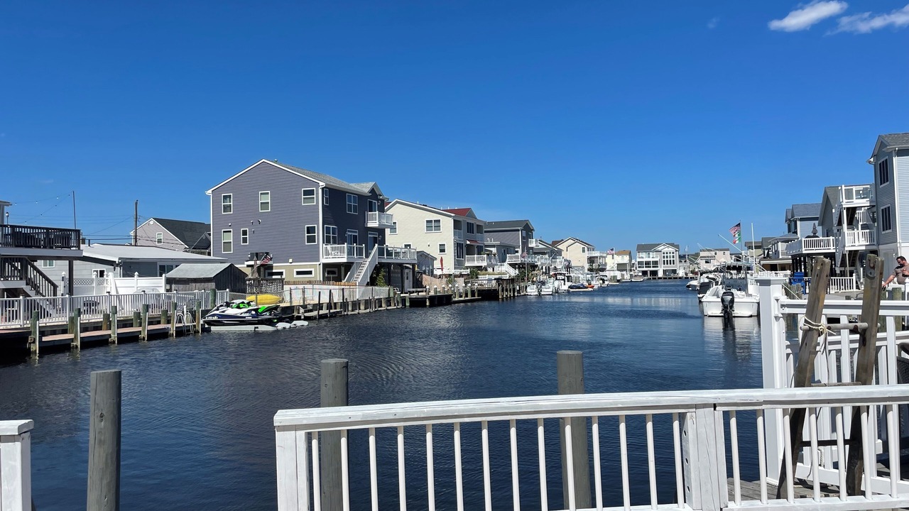 Photo of Others in Beach Haven West