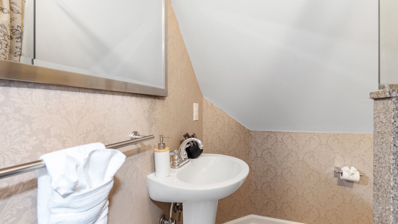 Photo of Bathroom in German Village