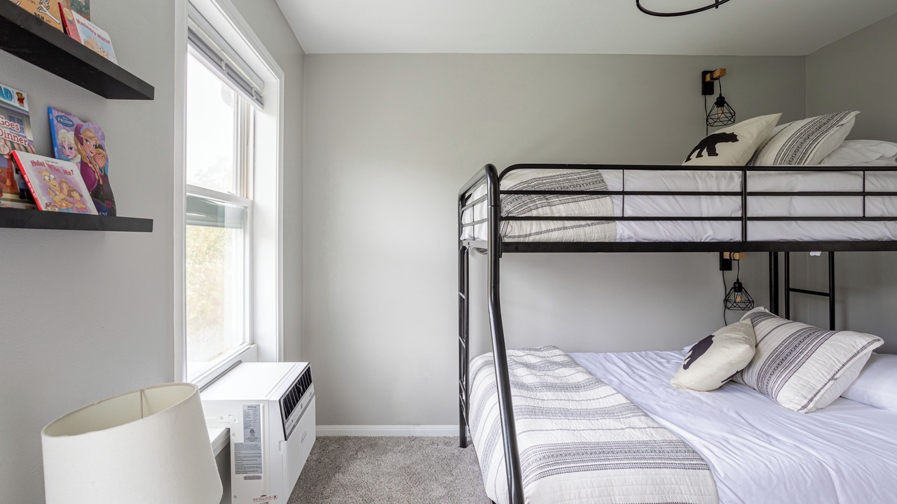 Photo of Bedroom in Kerhonkson