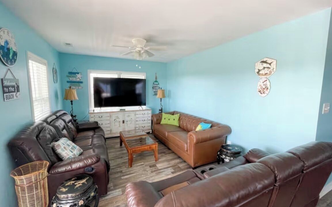 Photo of Livingroom in Ocean City Beach