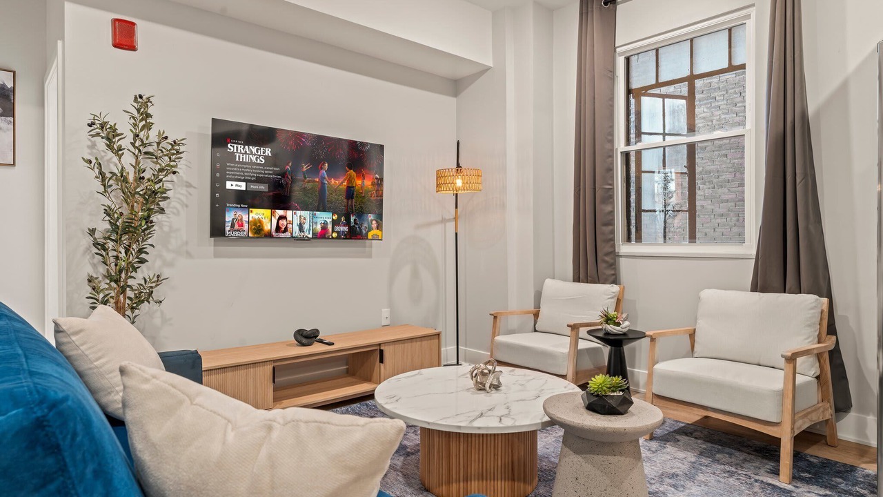 Photo of Livingroom in Center City