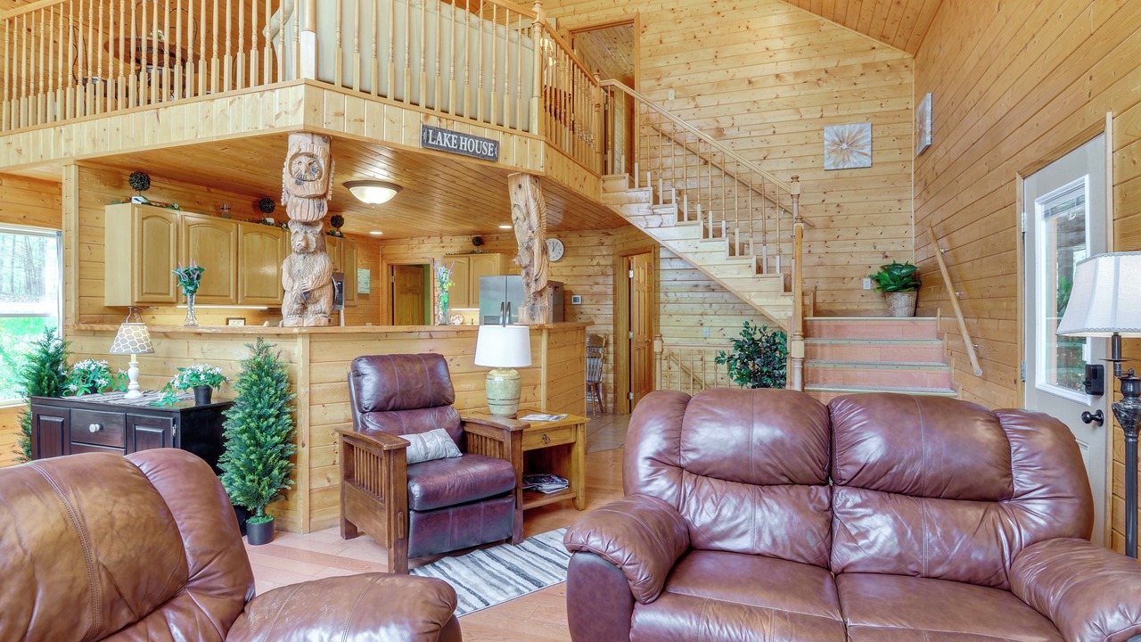 Photo of Livingroom in Byrdstown