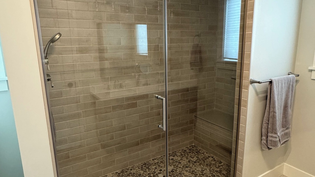 Photo of Bathroom in Saxton