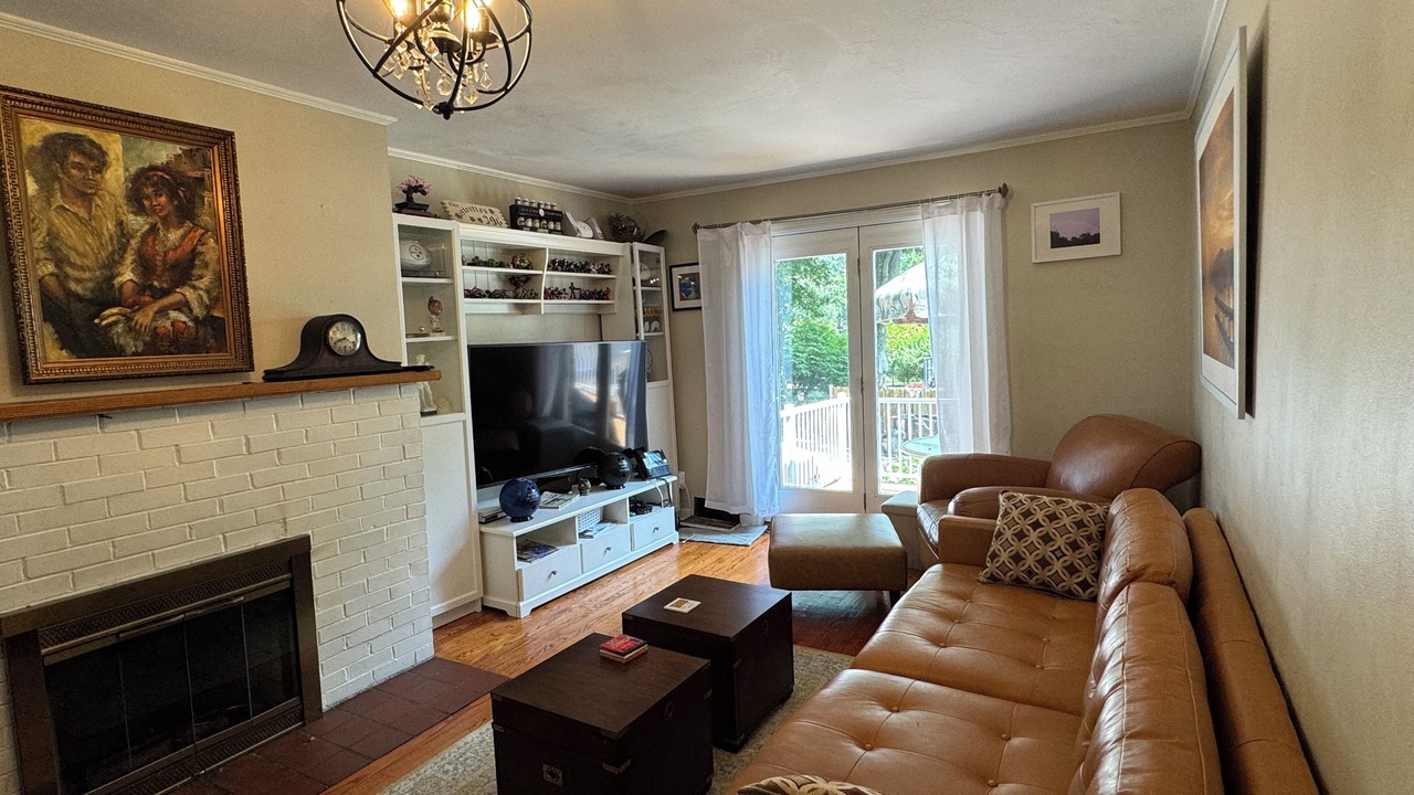 Photo of Livingroom in Dark Hollow Woods