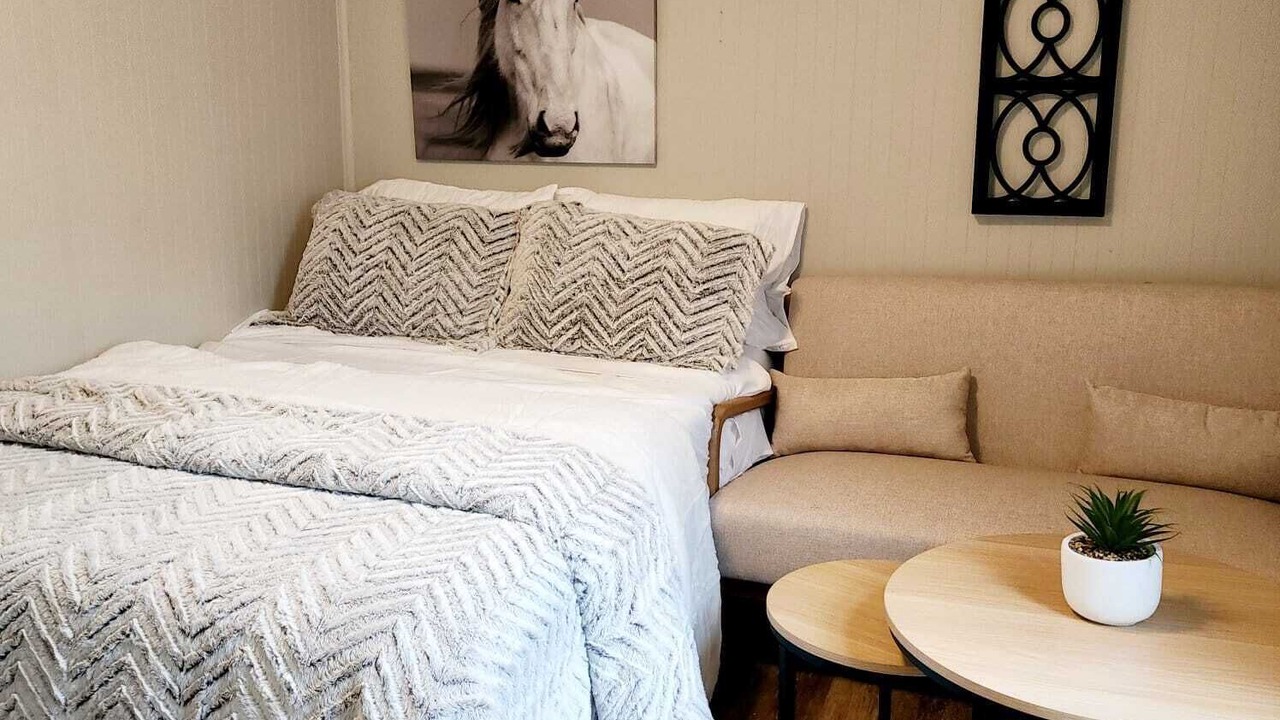 Photo of Bedroom in Ashland