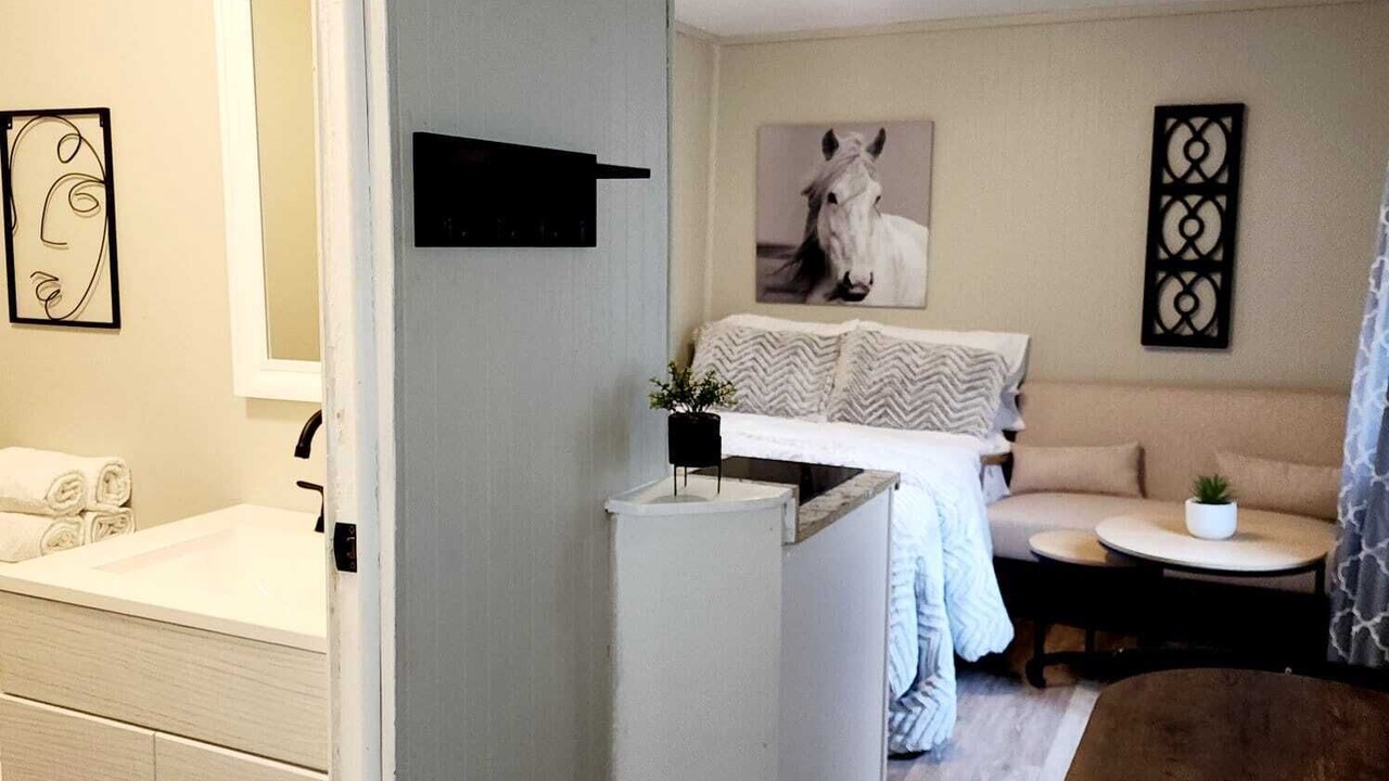 Photo of Bedroom in Ashland