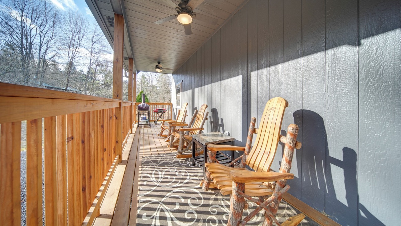 Photo of Patio Balcony in Tidioute