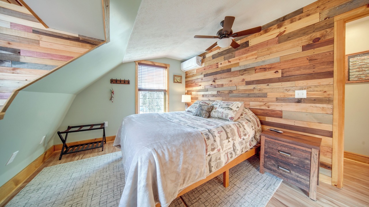 Photo of Bedroom in Tidioute