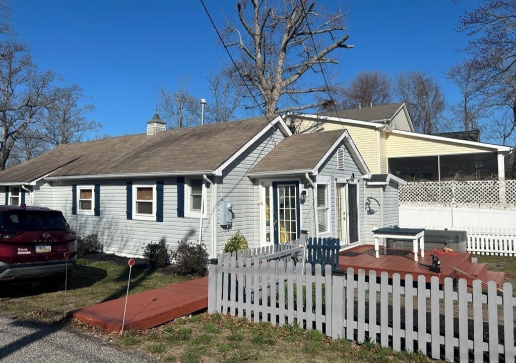 Photo of Outdoor in Town Bank