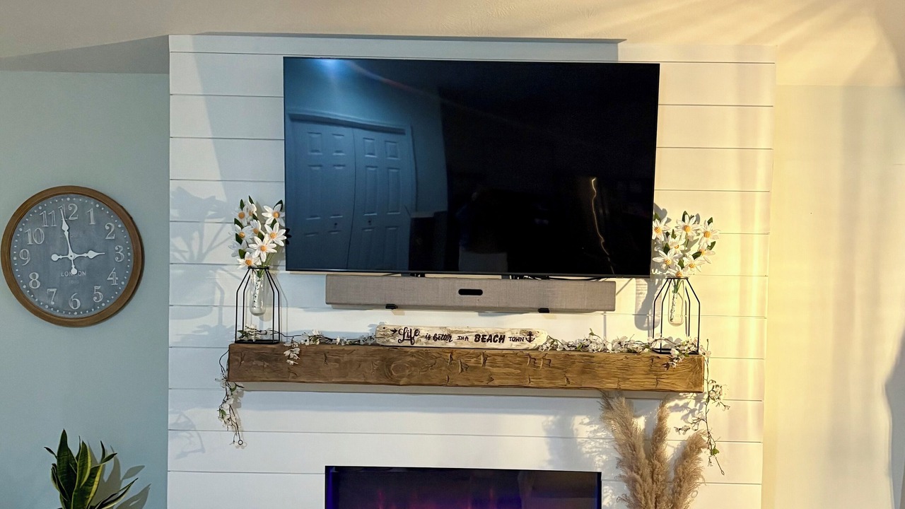 Photo of Livingroom in Painesville