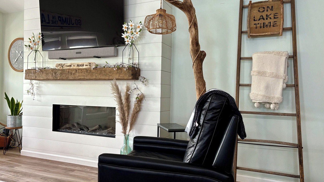 Photo of Livingroom in Painesville