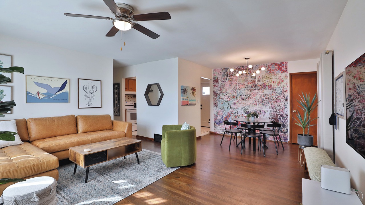 Photo of Livingroom in Central Clintonville