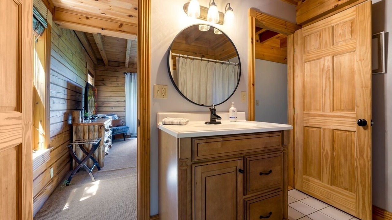 Photo of Bathroom in Aquashicola