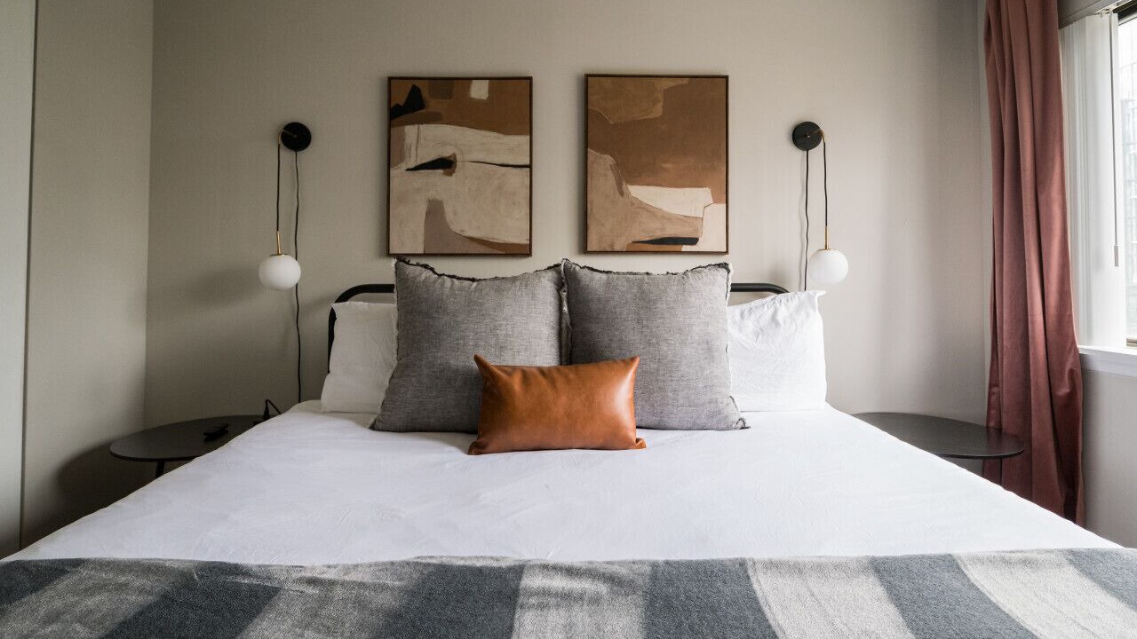 Photo of Bedroom in Crystal City