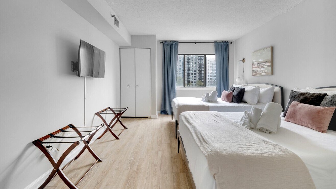 Photo of Bedroom in Crystal City