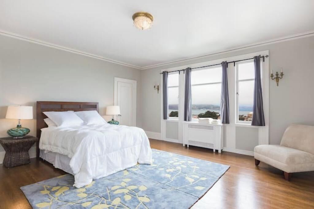 Photo of Bedroom in Central Park South