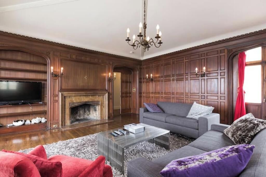 Photo of Livingroom in Central Park South