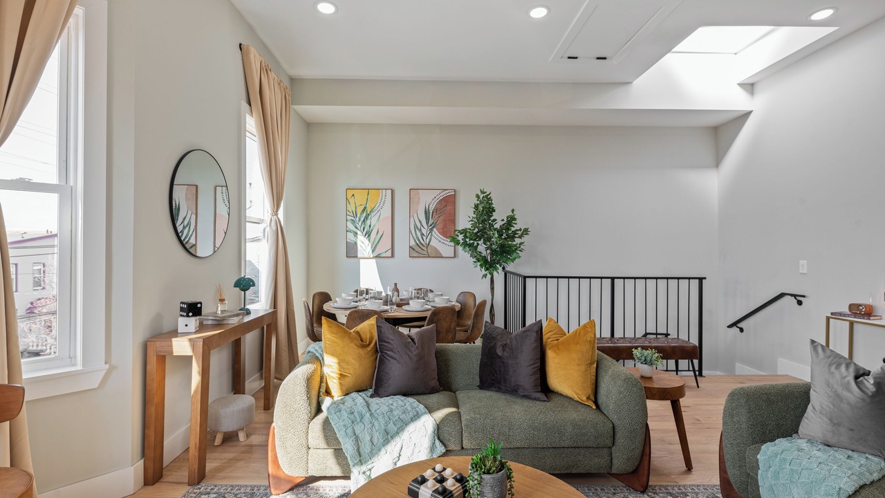 Photo of Livingroom in The Heights
