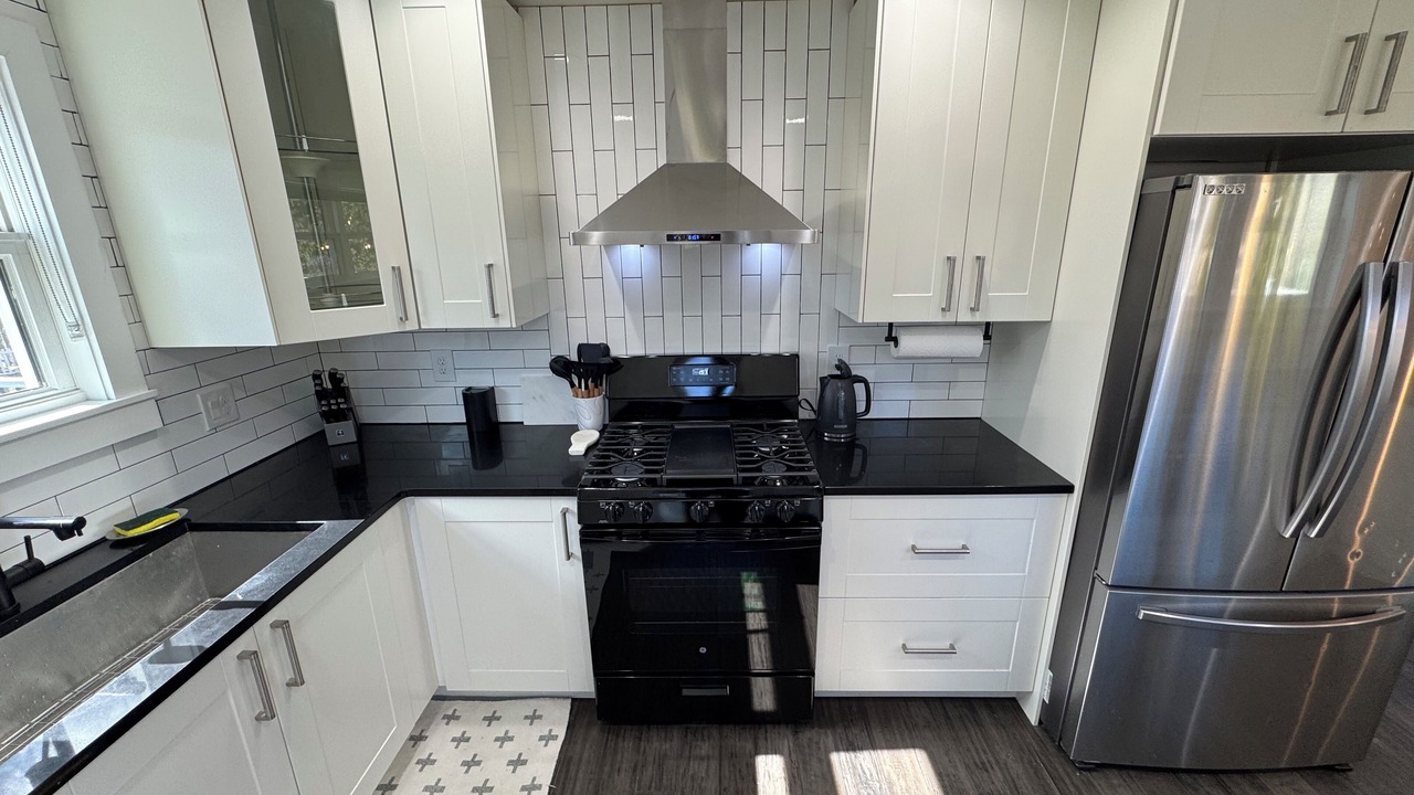 Photo of Kitchen in Manoa