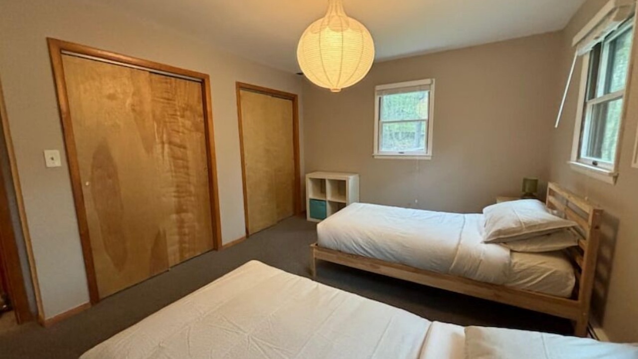 Photo of Bedroom in Highland Lake