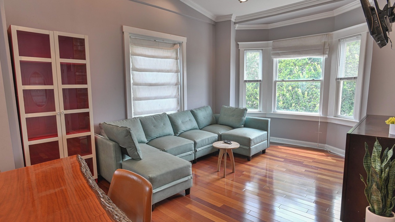 Photo of Livingroom in Harrisburg - Hershey