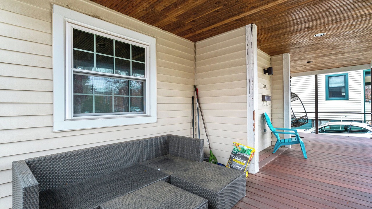 Photo of Patio Balcony in Aurora Highlands