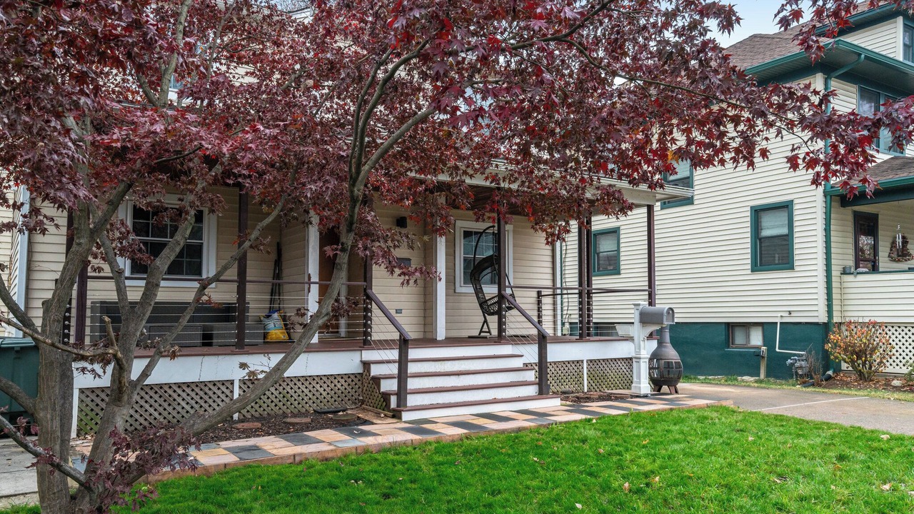 Photo of Outdoor in Aurora Highlands